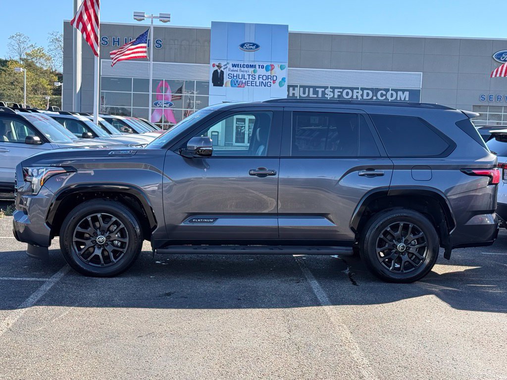 Used 2024 Toyota Sequoia Platinum AWD/4WD image 2