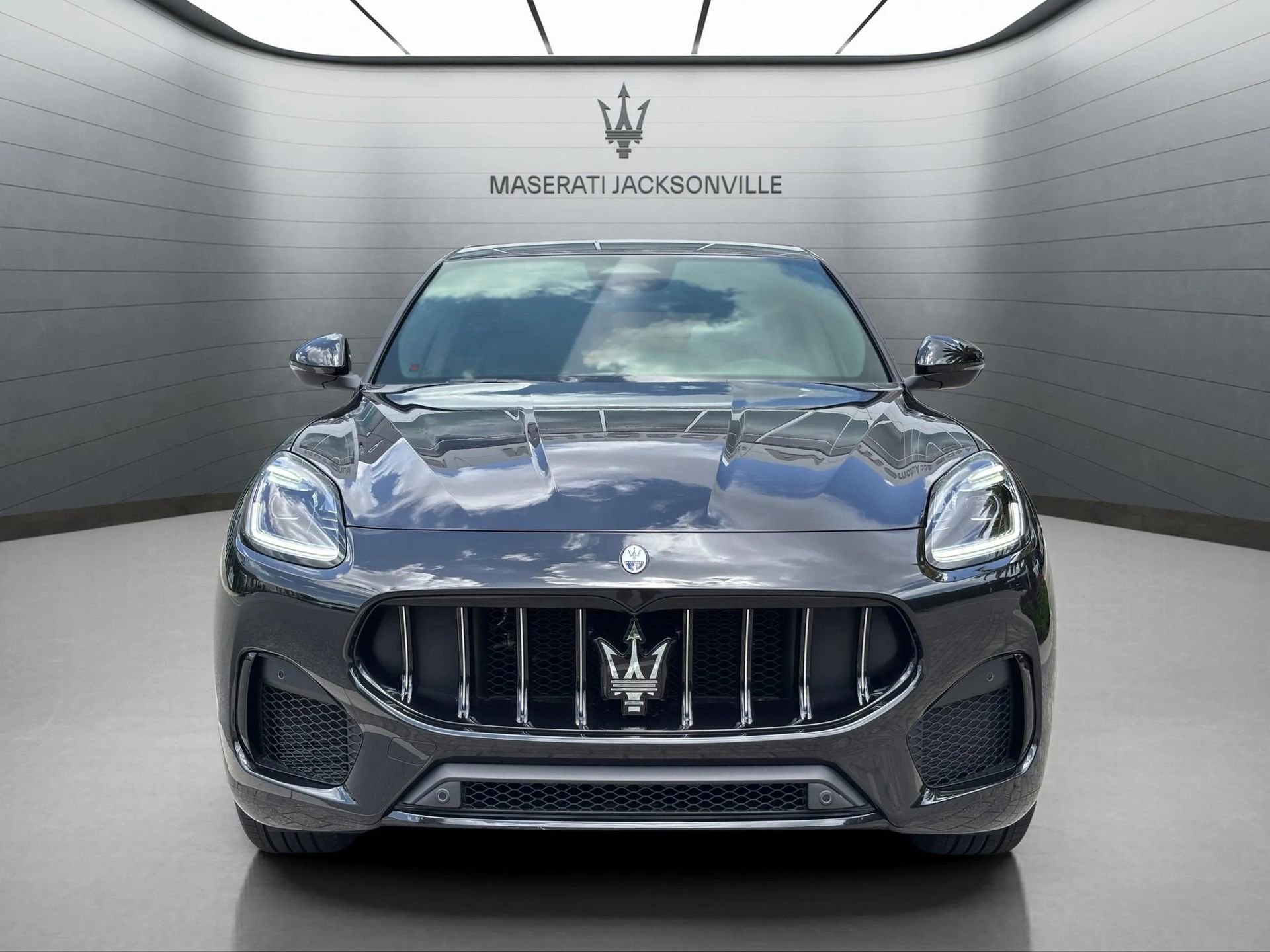 New 2025 Maserati Grecale GT image 13