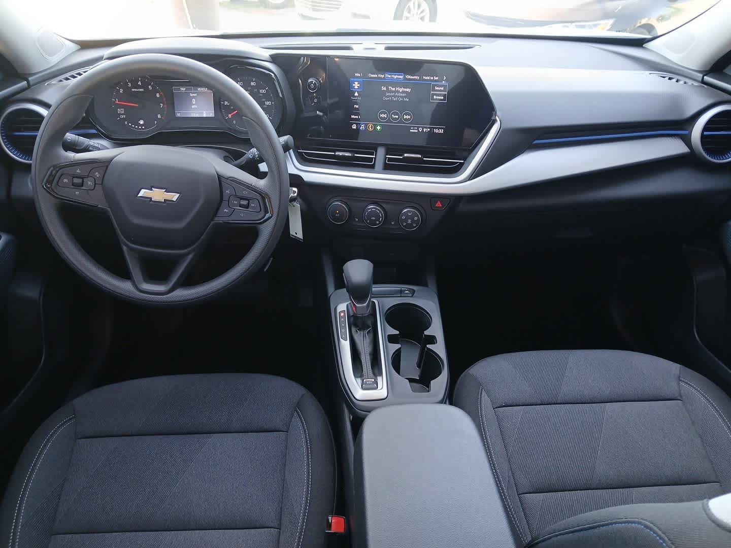 New 2026 Chevrolet Trax LS w/ LS Convenience Package FWD image 17
