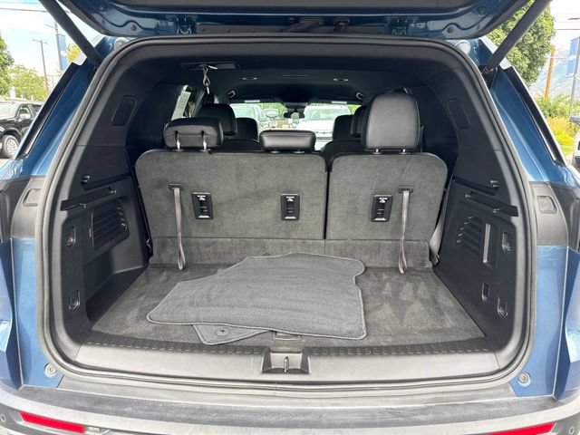Used 2026 Chevrolet Traverse LT AWD/4WD image 10