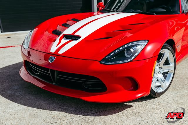 Used 2014 SRT Viper SRT-10 w/ Grand Touring Package RWD image 22