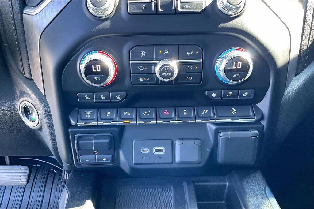 Used 2020 GMC Sierra 2500 Denali w/ Denali Ultimate Package image 33