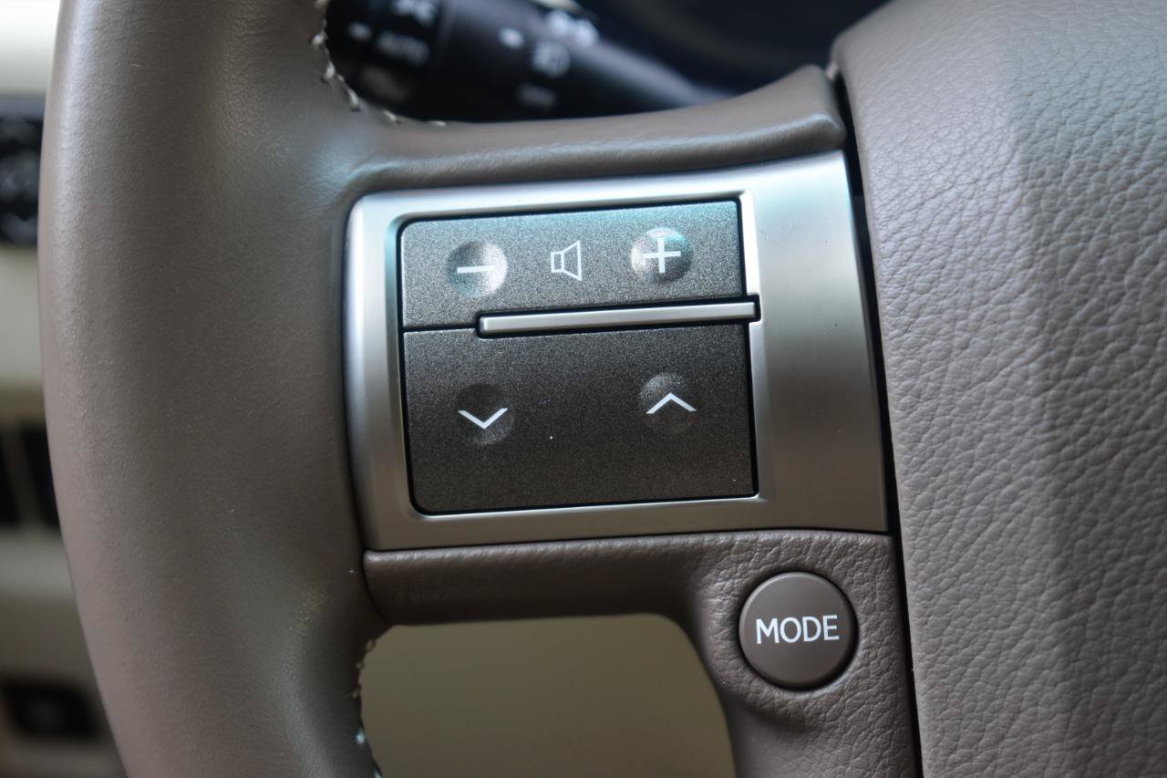 Used 2014 Lexus GX 460 w/ Premium Package AWD/4WD image 11