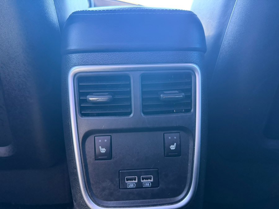 Used 2019 Dodge Charger SXT w/ Leather Interior Group image 30