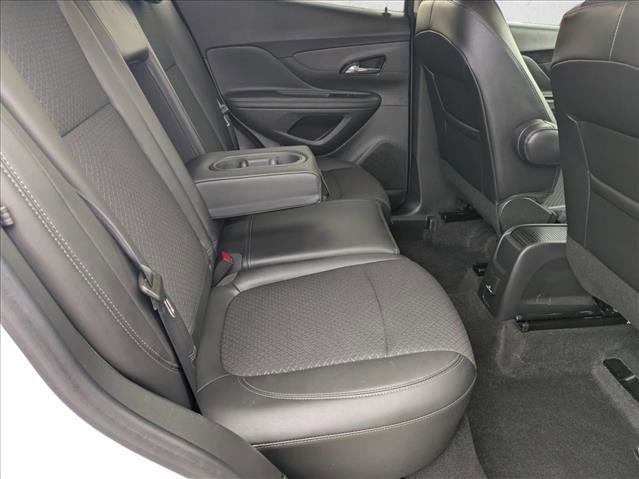 Used 2022 Buick Encore Preferred w/ Safety Package image 20