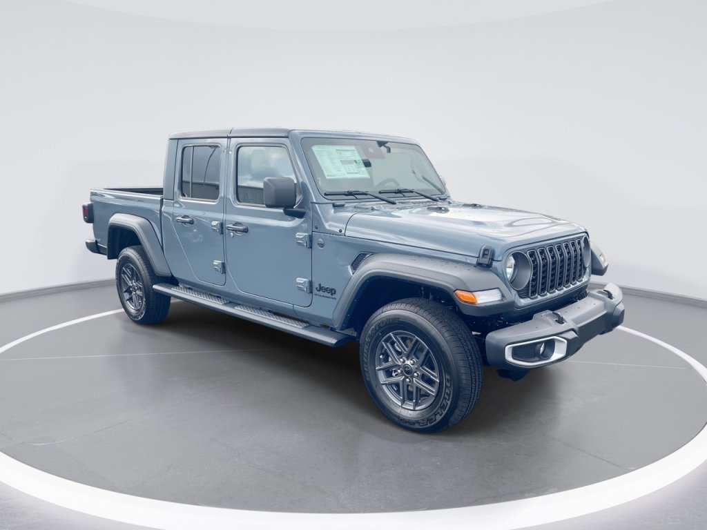New 2025 Jeep Gladiator Sport