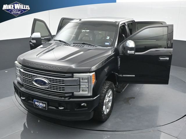 Used 2017 Ford F250 Platinum w/ Platinum Ultimate Package AWD/4WD image 26
