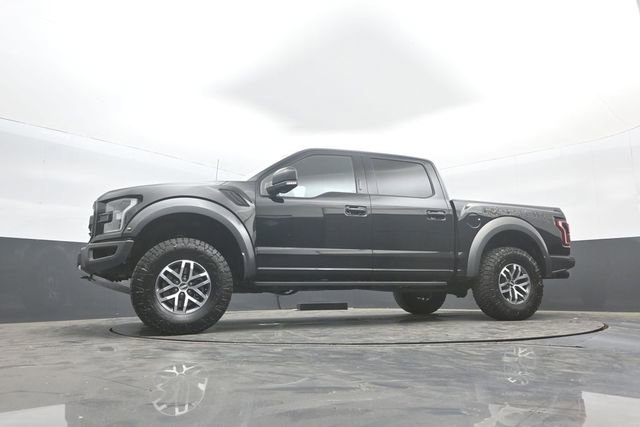 Certified 2017 Ford F150 Raptor w/ Equipment Group 802A Luxury AWD/4WD image 35