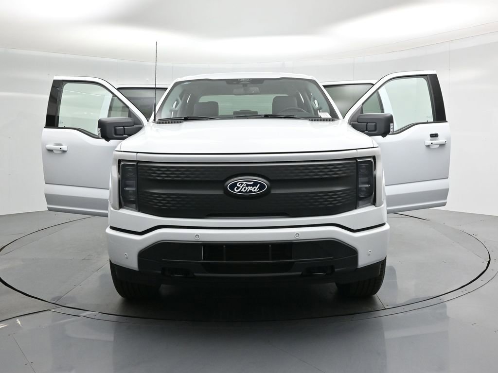 New 2025 Ford F150 Lightning Flash image 31