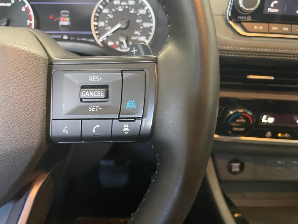 Certified 2025 Nissan Rogue SV w/ SV Premium Package FWD image 15