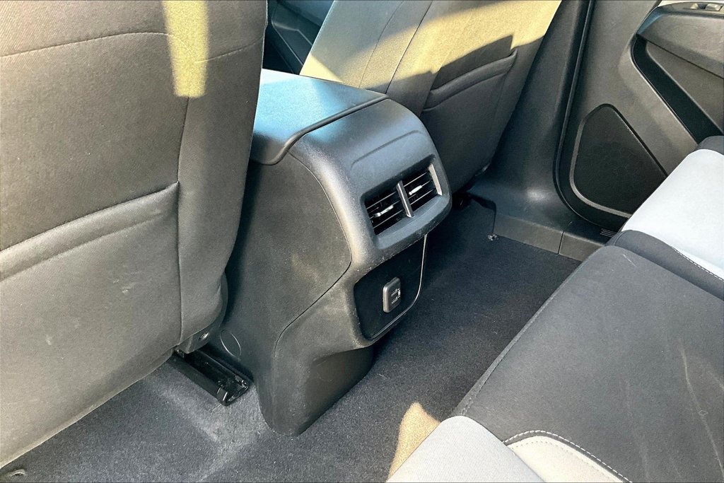 Used 2020 Chevrolet Equinox LS AWD/4WD image 10