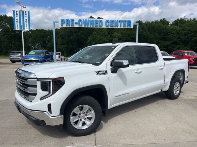 Used 2024 GMC Sierra 1500 SLE RWD image 2