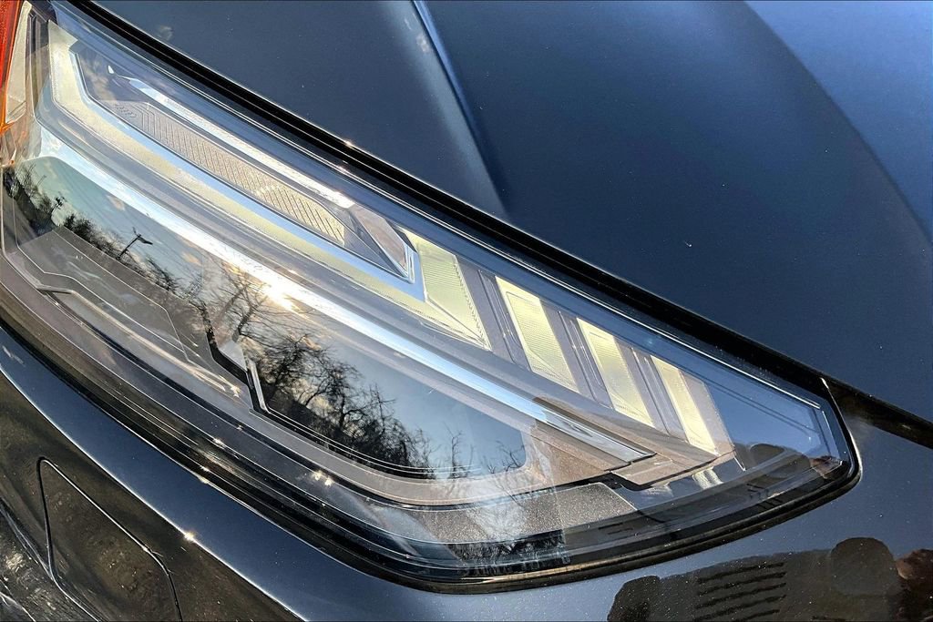 Used 2023 Audi Q5 2.0T Prestige w/ Prestige Package image 32