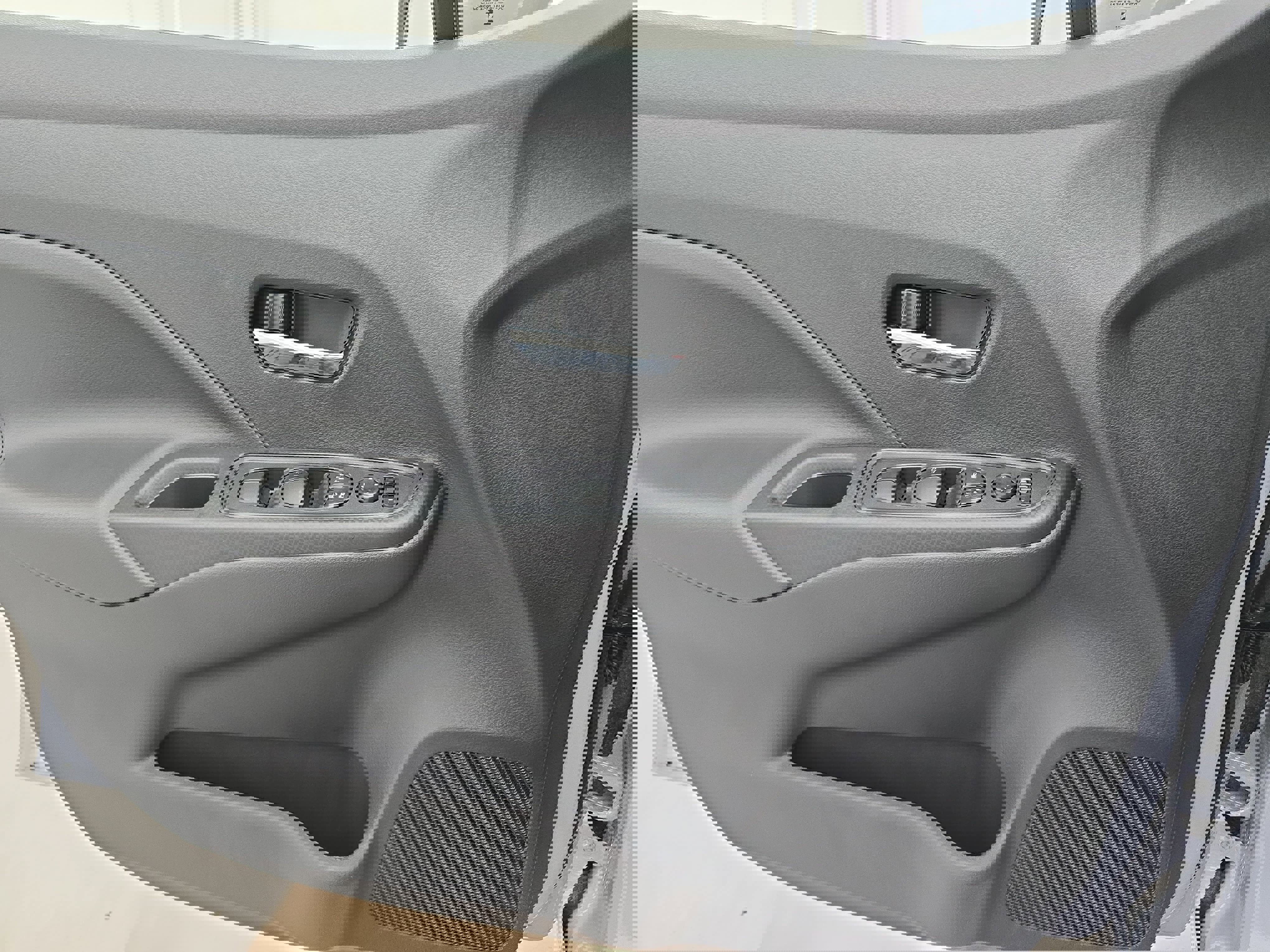 New 2025 Nissan Versa SV w/ Trunk Package image 25