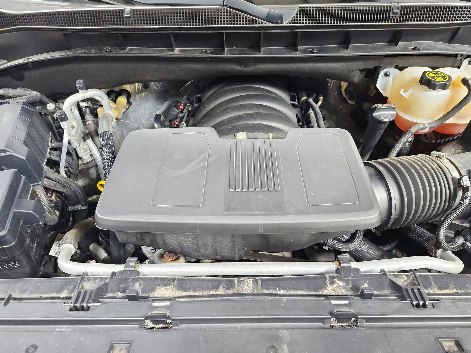Used 2023 Chevrolet Suburban Premier AWD/4WD image 17