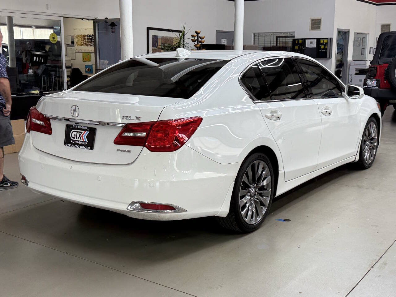 Used 2016 Acura RLX w/ Advance Package FWD image 2
