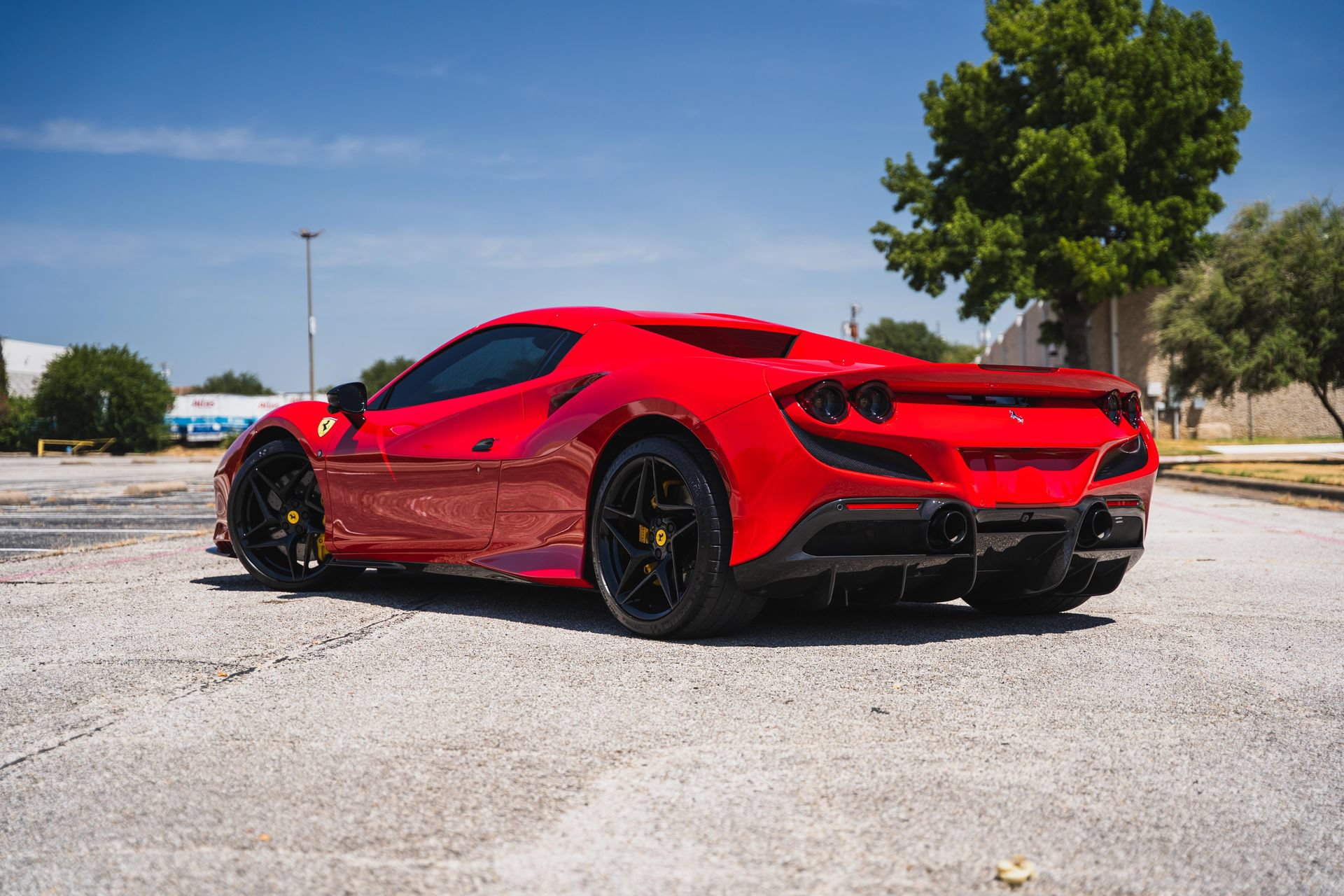 Used 2021 Ferrari F8 Tributo RWD image 23