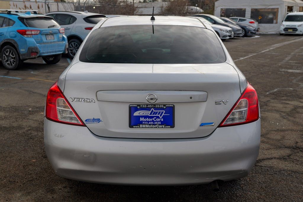 Used 2012 Nissan Versa SV w/ Convenience Pkg FWD image 6