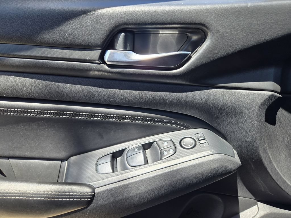 Used 2019 Nissan Altima 2.5 S FWD image 15