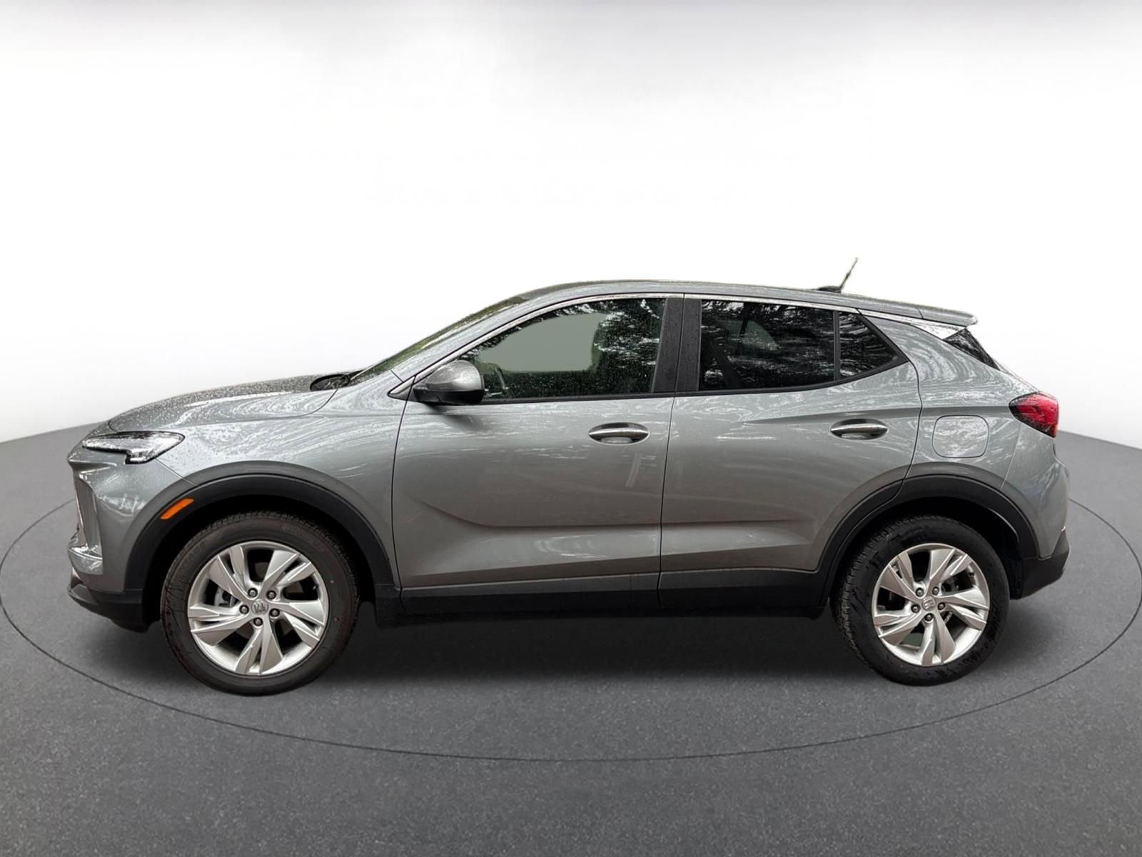 Used 2025 Buick Encore GX Preferred FWD image 4