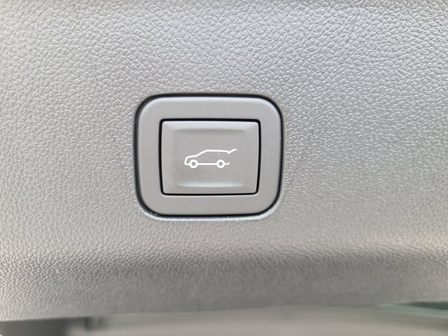 New 2026 Chevrolet Suburban LT w/ Comfort Package RWD image 10