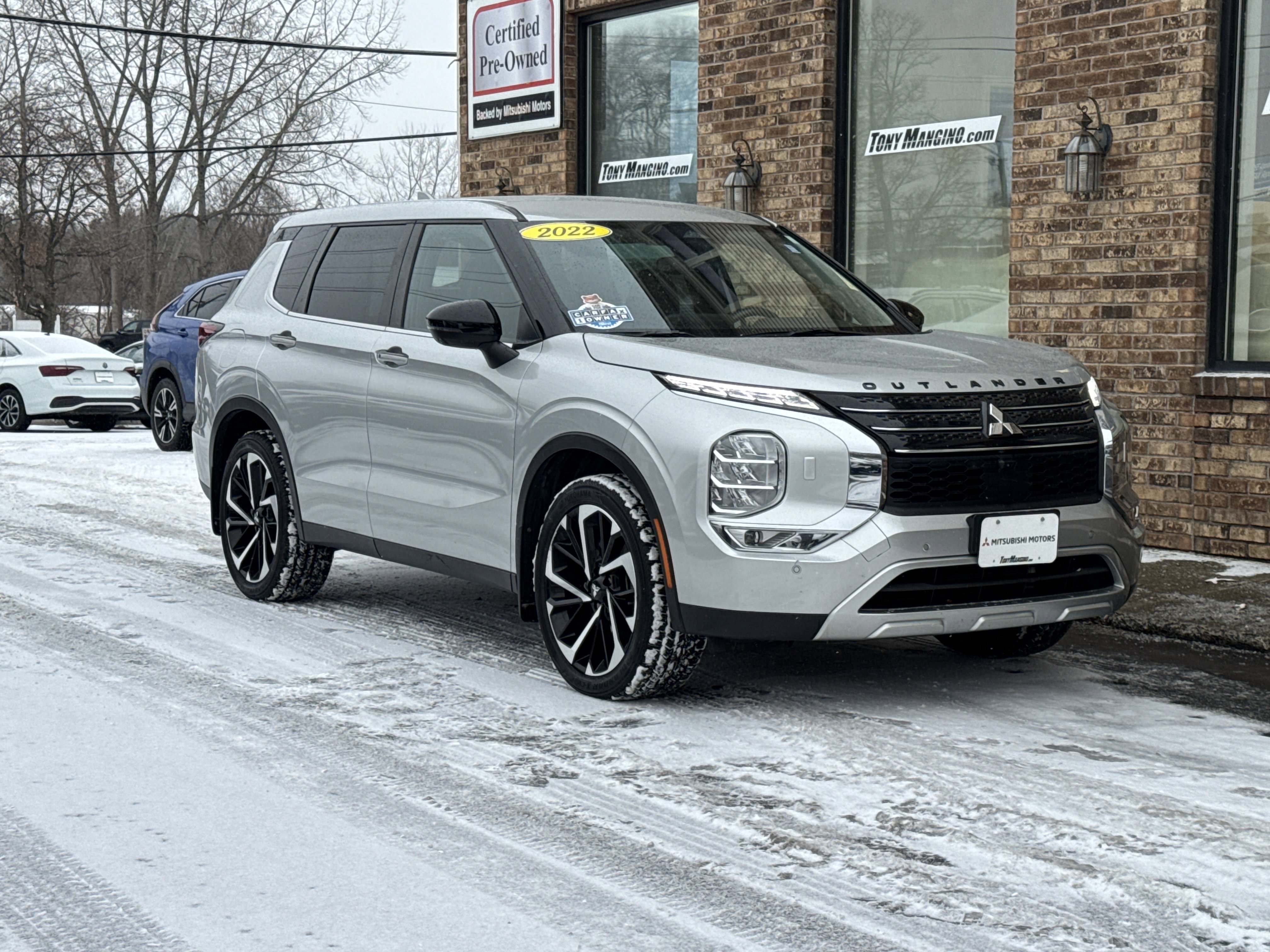 Used 2022 Mitsubishi Outlander SE image 7