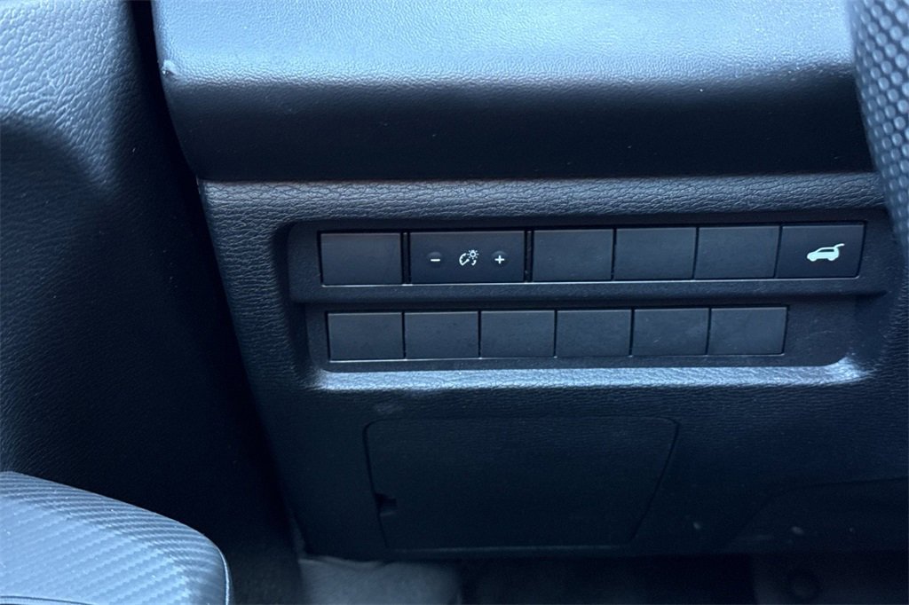 Used 2024 Mitsubishi Outlander FWD image 38