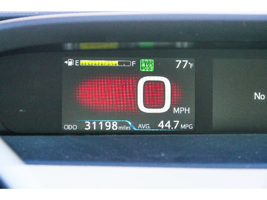 Used 2020 Toyota Prius XLE AWD/4WD image 24