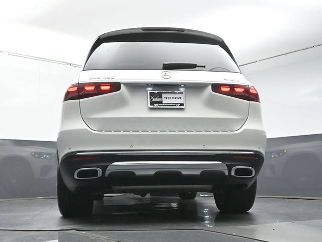Certified 2026 Mercedes-Benz GLS 450 4MATIC image 40
