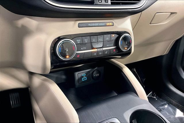 Used 2022 Ford Escape SEL AWD/4WD image 16