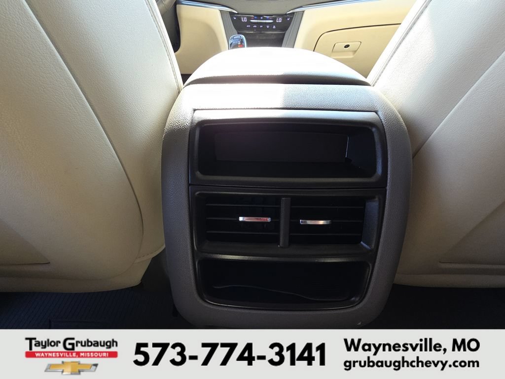 Used 2018 Cadillac XT5 Luxury w/ Driver Awareness Package FWD image 31