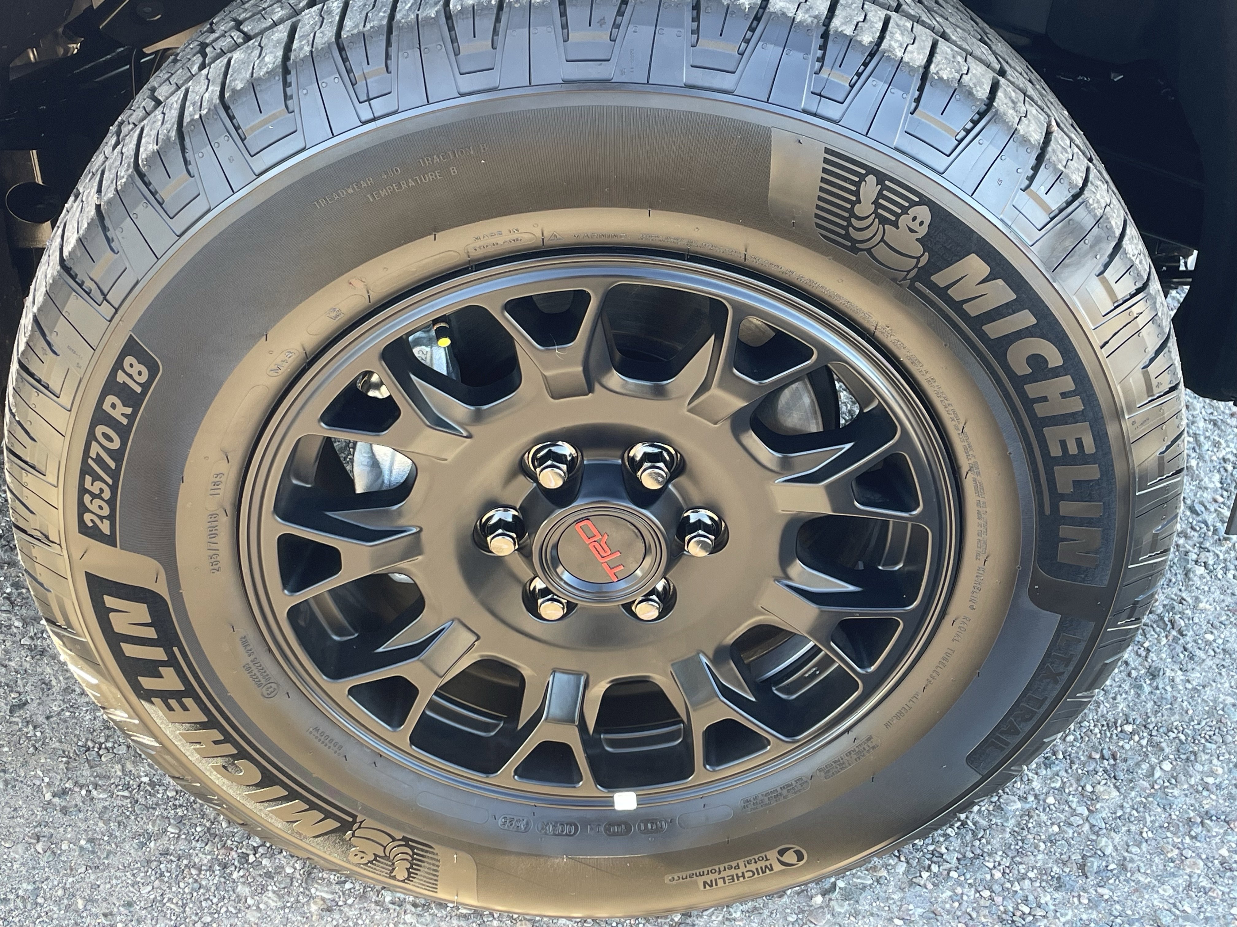 Used 2025 Toyota 4Runner TRD Off-Road image 8