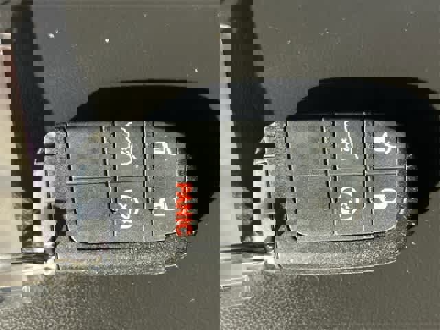 Used 2018 Jeep Grand Cherokee Altitude image 21