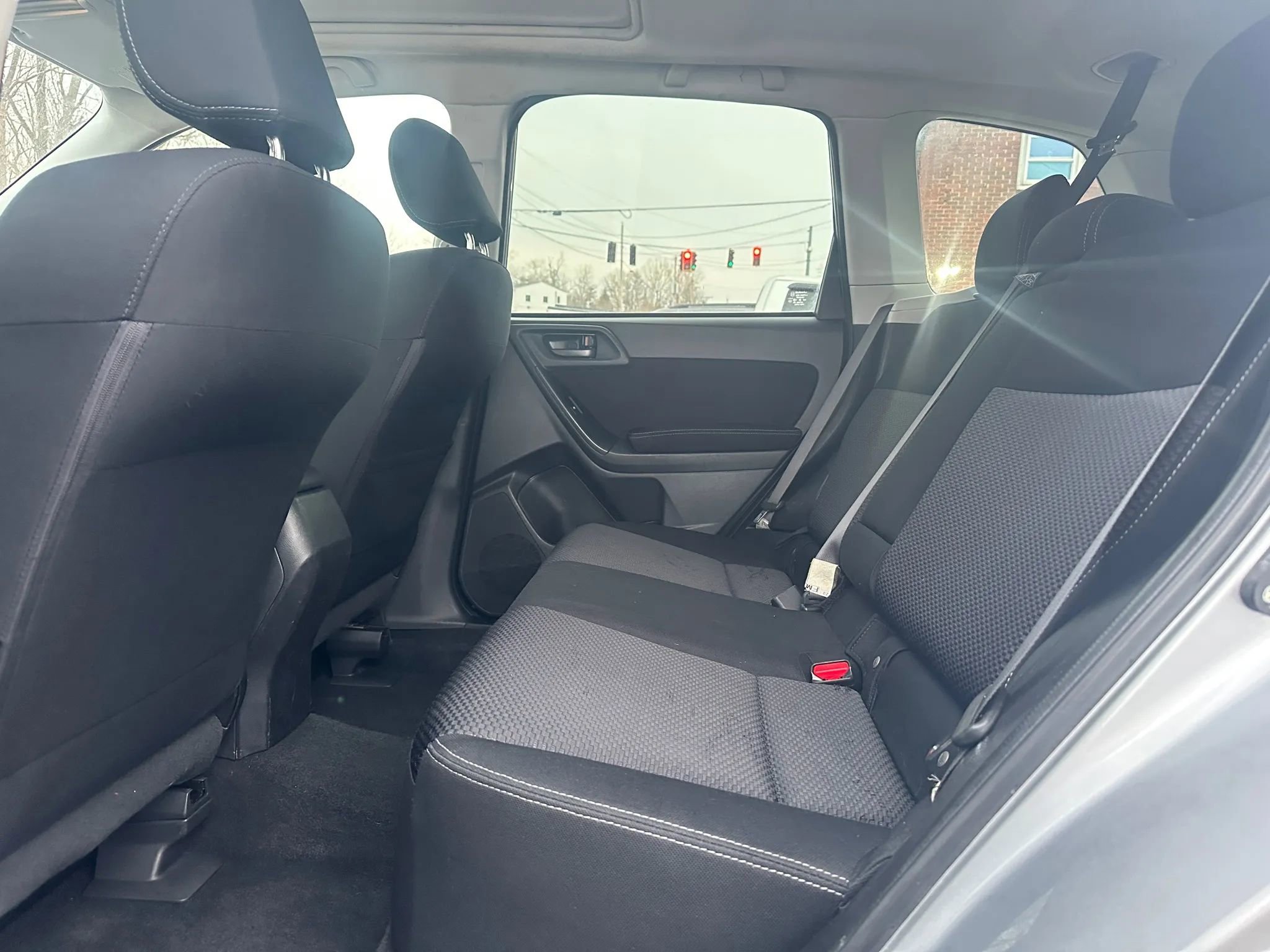 Used 2014 Subaru Forester 2.5i Premium w/ All-Weather Package AWD/4WD image 30