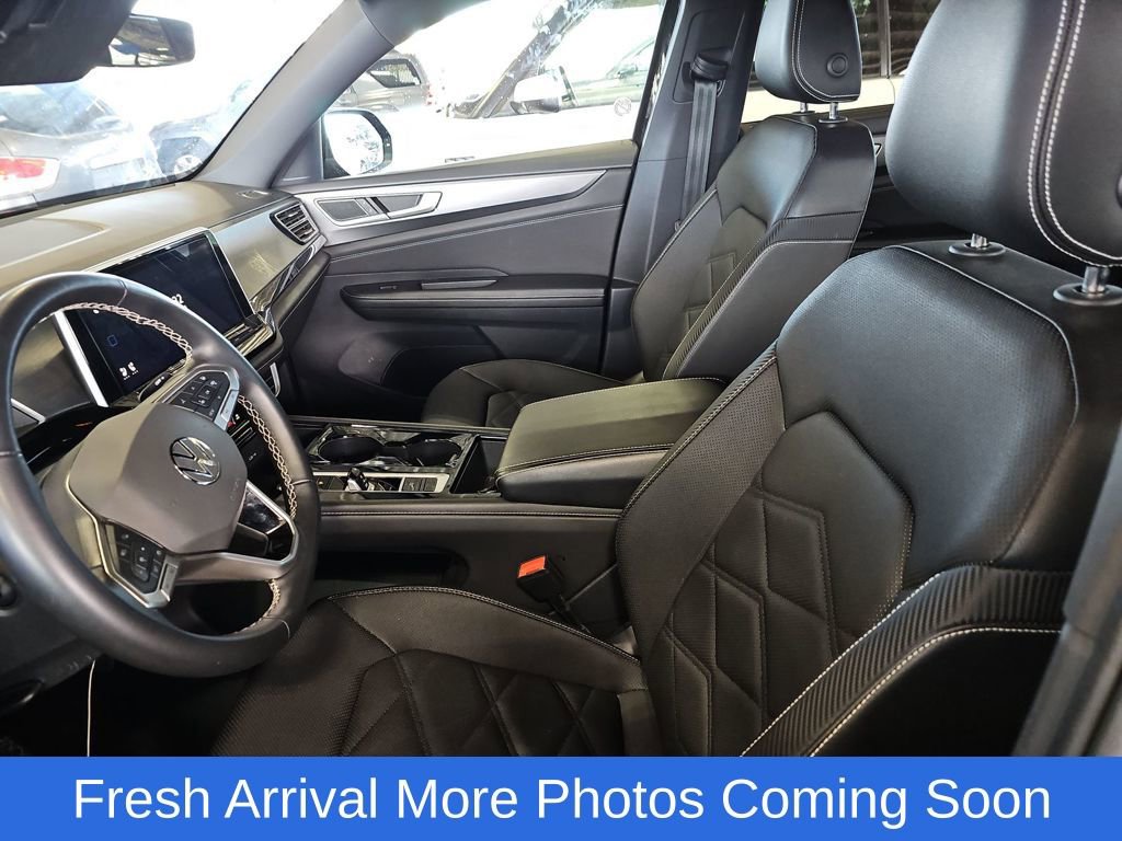 Used 2025 Volkswagen Atlas Cross Sport SE image 11