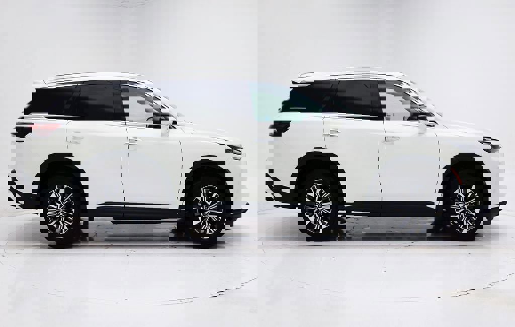 Used 2023 INFINITI QX60 Pure video 2