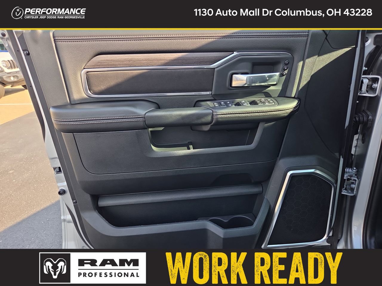 New 2026 RAM 2500 Laramie w/ Sport Appearance Package AWD/4WD image 18