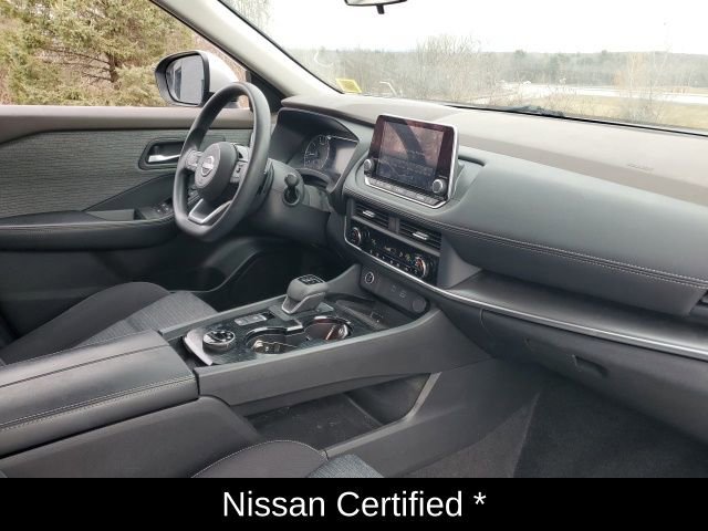 Certified 2023 Nissan Rogue SV image 11