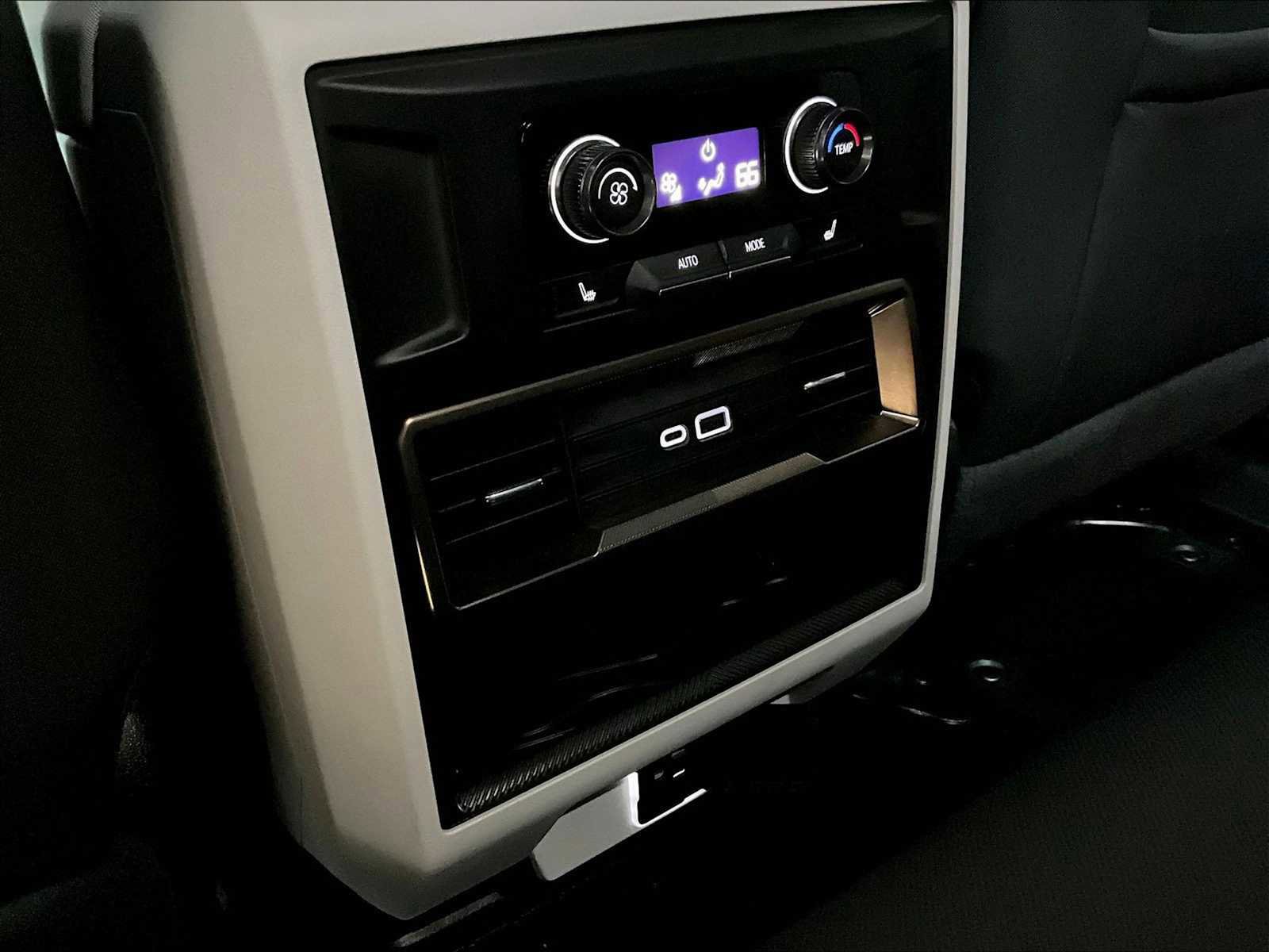 Used 2024 GMC Hummer EV 2X w/ Extreme Off-Road Package image 30