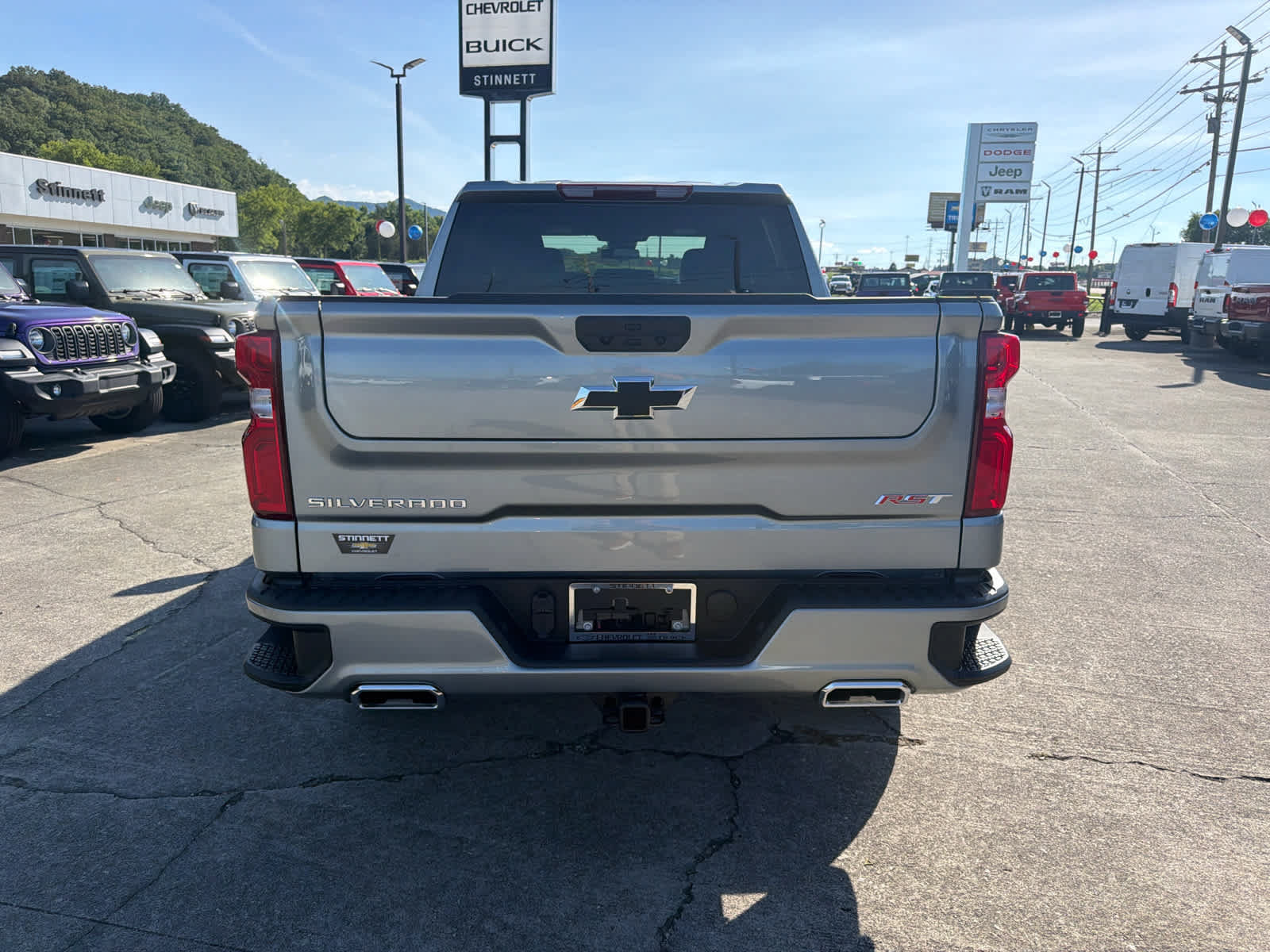 New 2026 Chevrolet Silverado 1500 RST AWD/4WD image 8