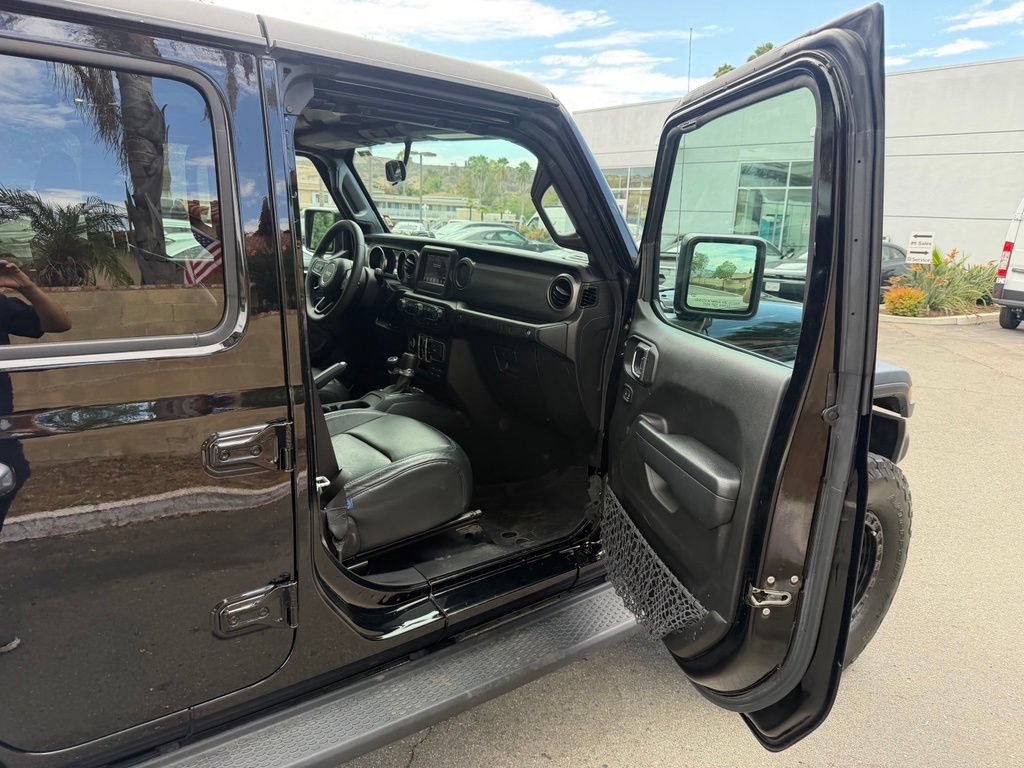 Used 2023 Jeep Wrangler Unlimited Sport AWD/4WD image 16