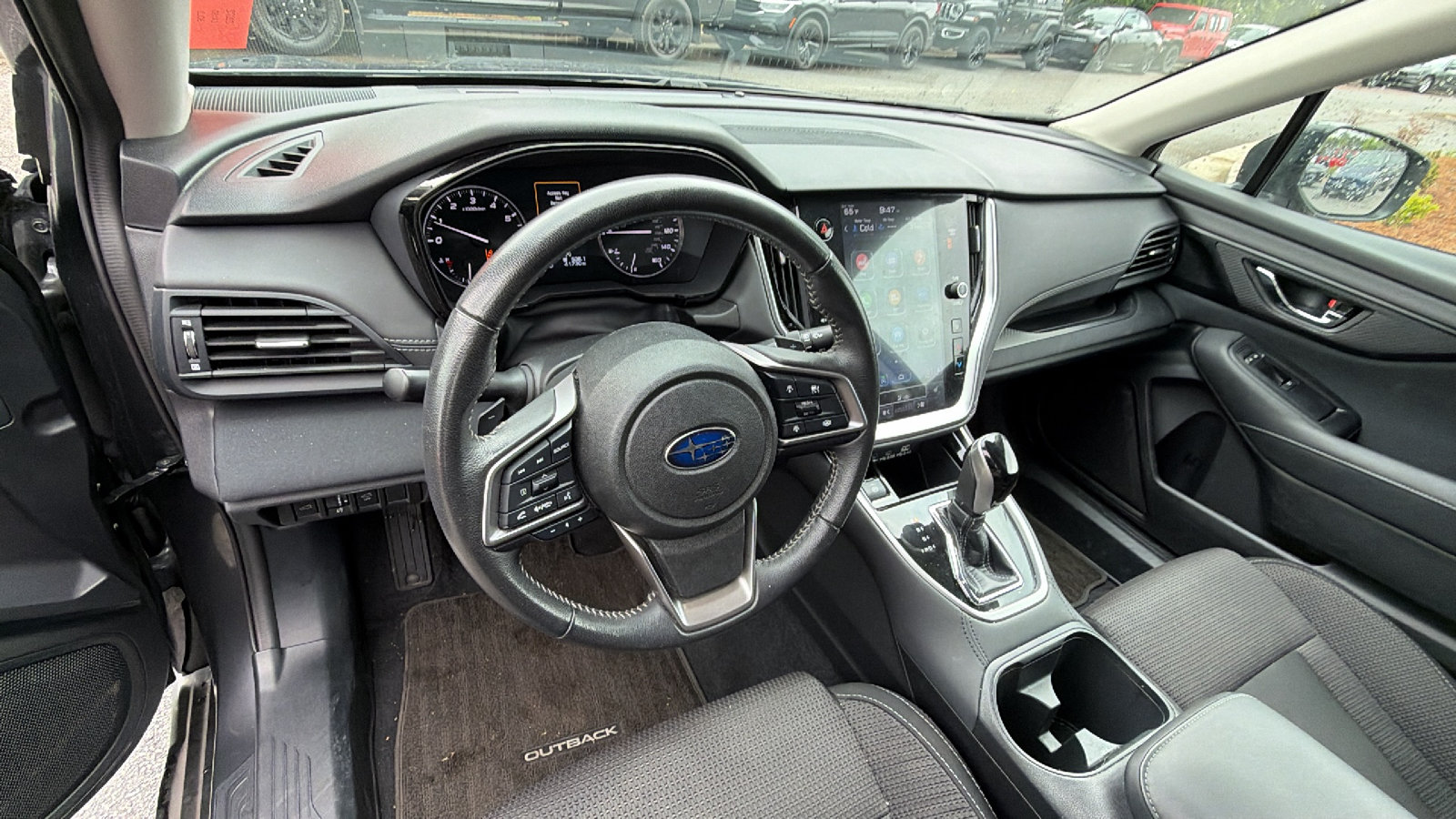 Used 2025 Subaru Outback Premium AWD/4WD image 24