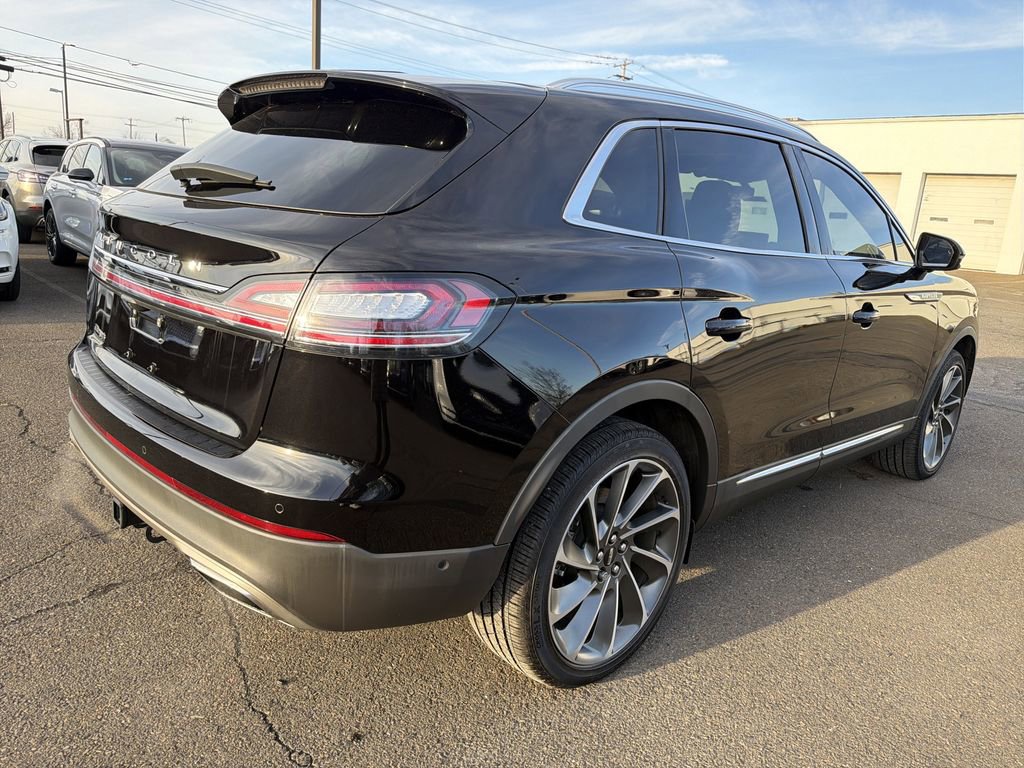 Certified 2023 Lincoln Nautilus Reserve w/ Equipment Group 202A image 5