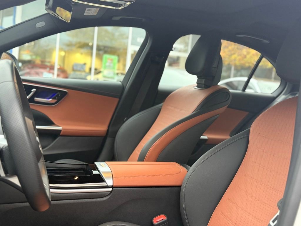 Used 2024 Mercedes-Benz C 300 Sedan image 17