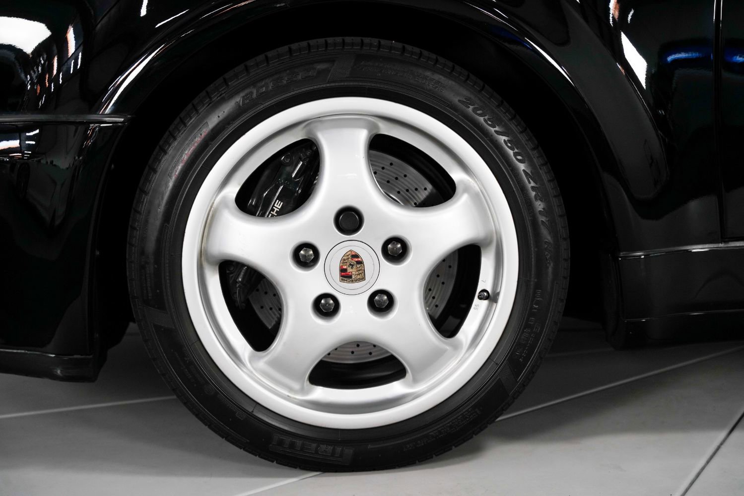 Used 1991 Porsche 911 Turbo image 18