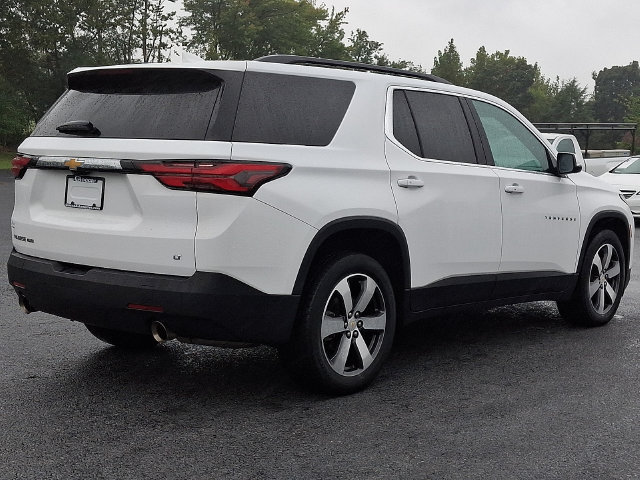 Used 2023 Chevrolet Traverse LT w/ LT Premium Package AWD/4WD image 9