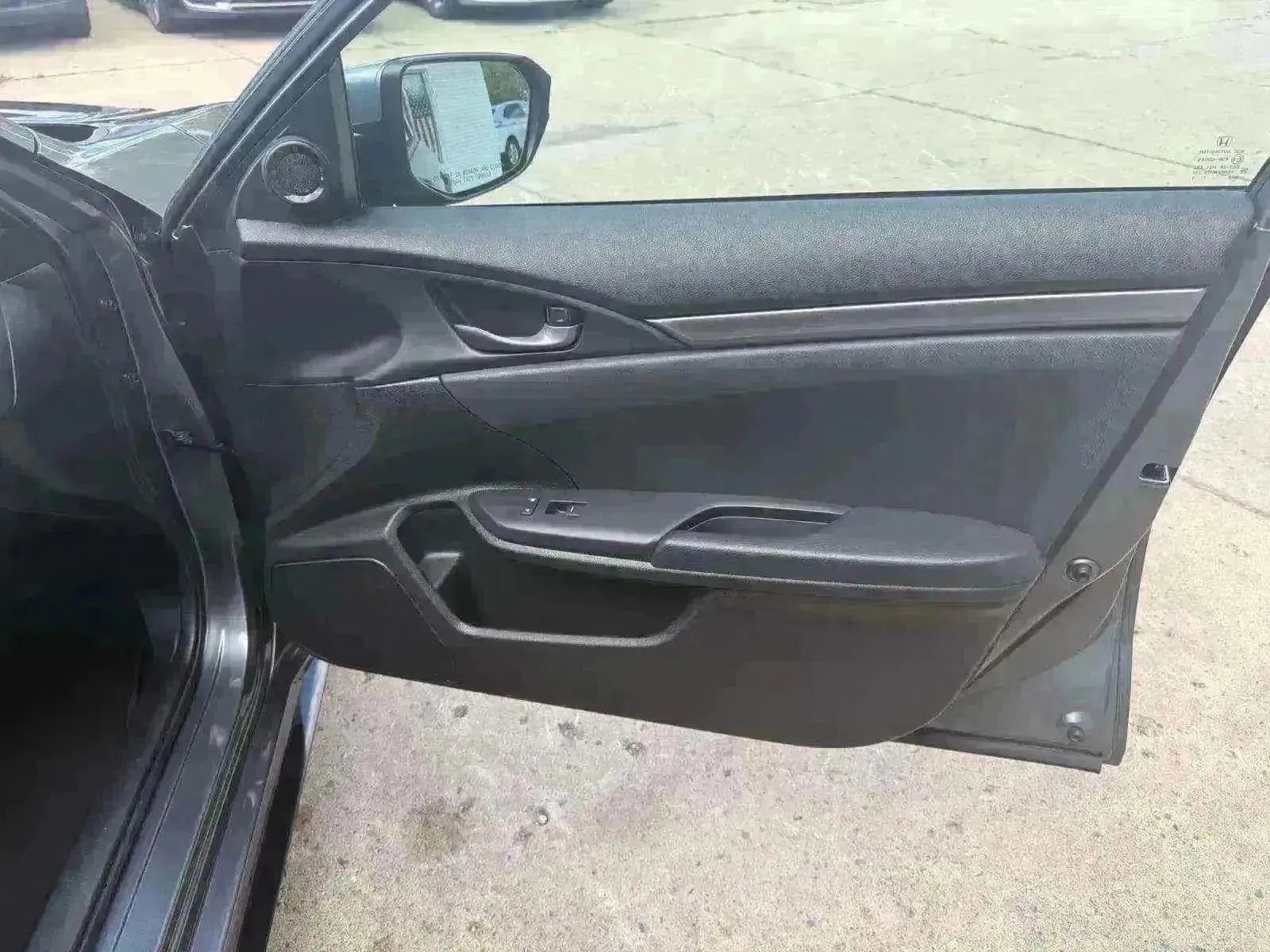 Used 2021 Honda Civic Sport image 25