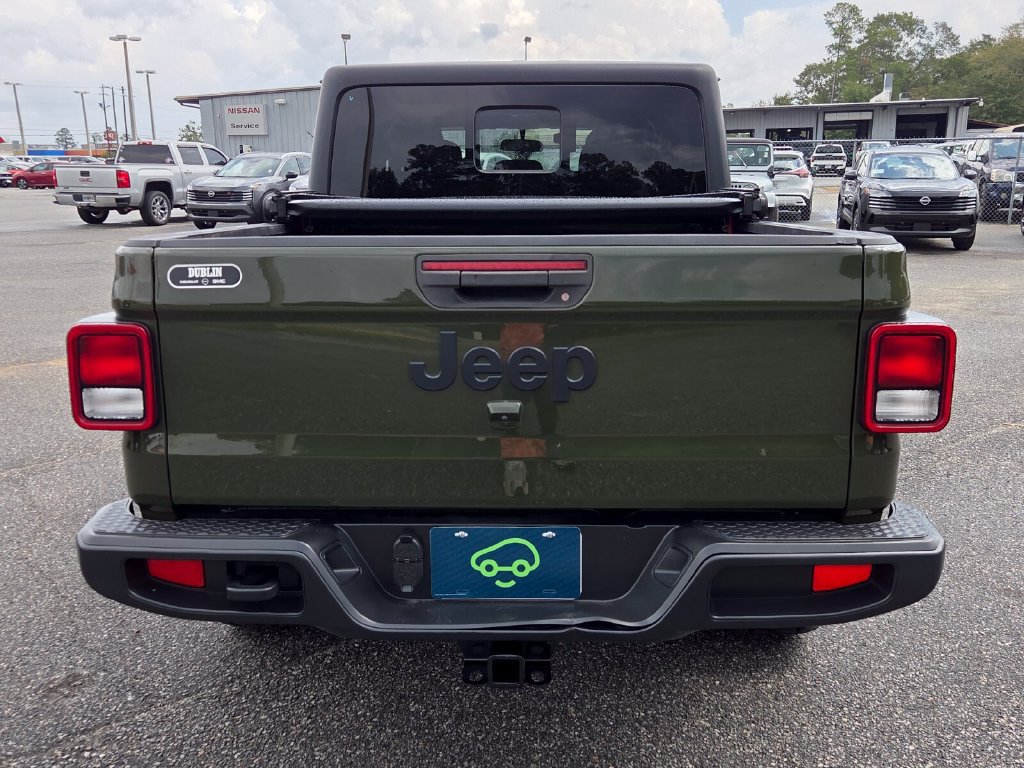 Used 2022 Jeep Gladiator Sport AWD/4WD image 9