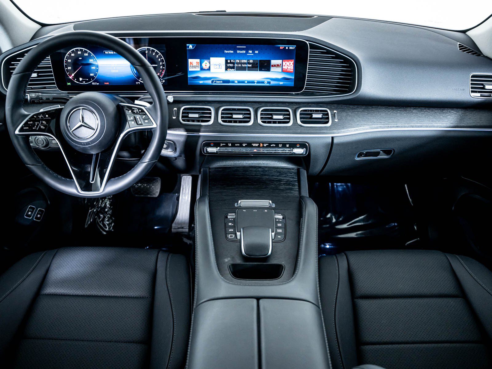 Certified 2025 Mercedes-Benz GLE 450e 4MATIC image 9