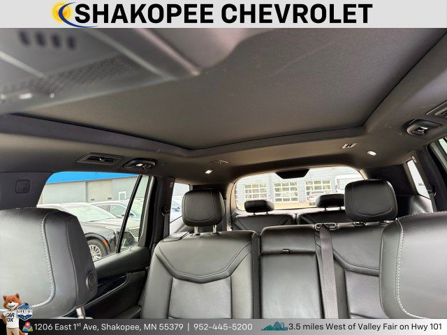 Used 2023 Cadillac XT6 Premium Luxury AWD/4WD image 7